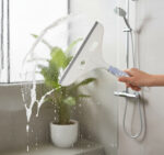 plastic-window-squeegee-3